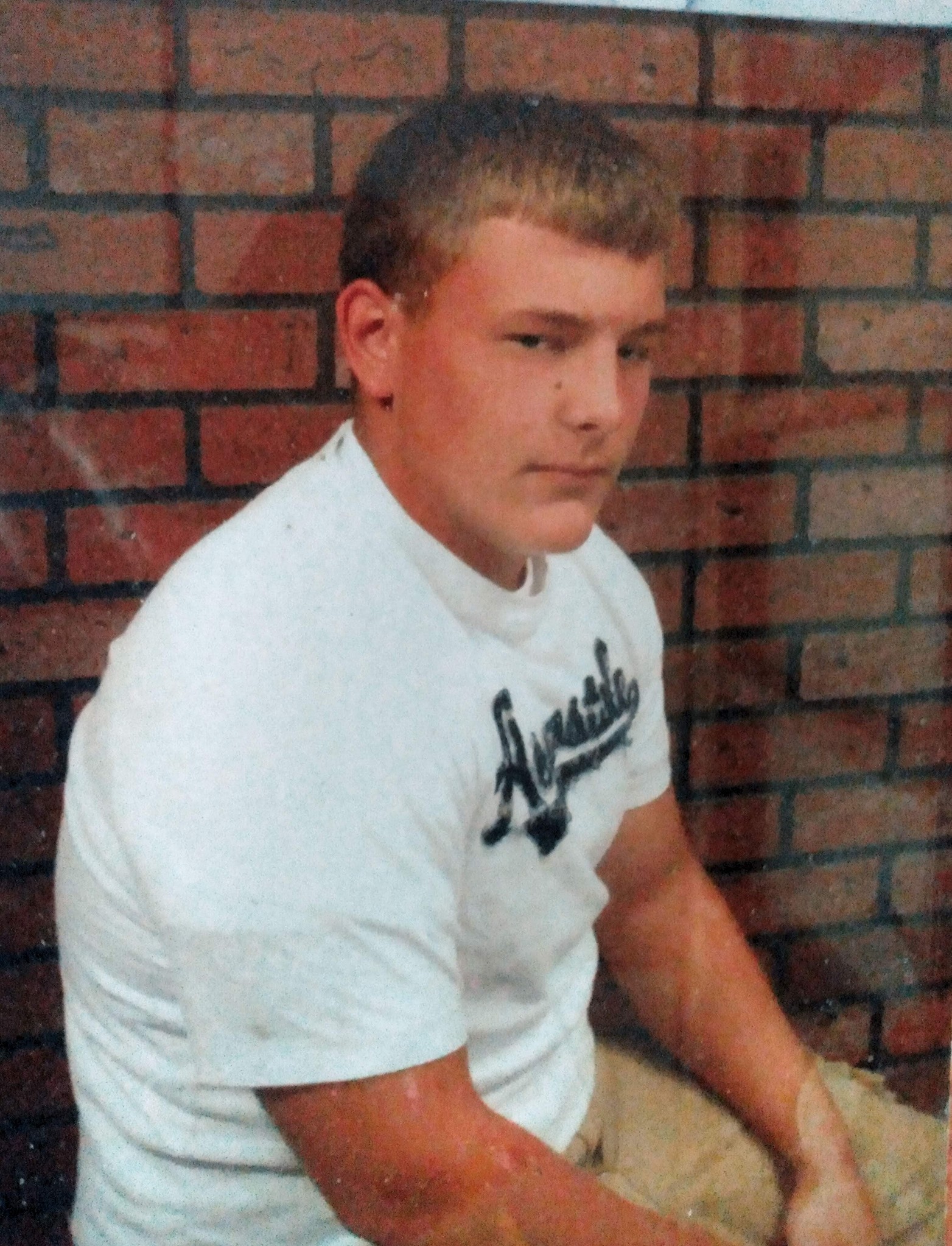 Memorial photo of Robert Conrad Jr