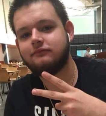 Memorial photo of Roy Feliciano